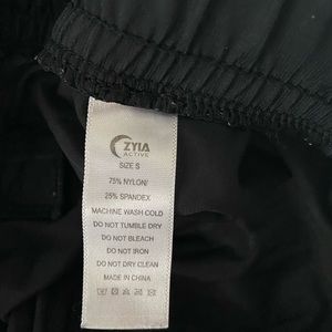 Zyia Black everywhere pants